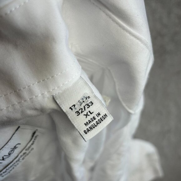 NWOT Calvin Klein Men's XL White Dress Shirt Regular Fit Button down - Picture 7 of 9